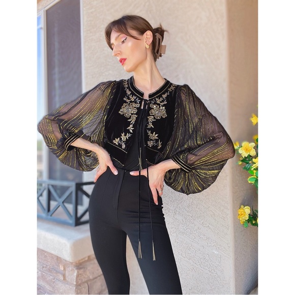 ZARA NWOT Black Velvet & Metallic Gold Floral Embroidered Beaded Cropped Jacket - Picture 17 of 17